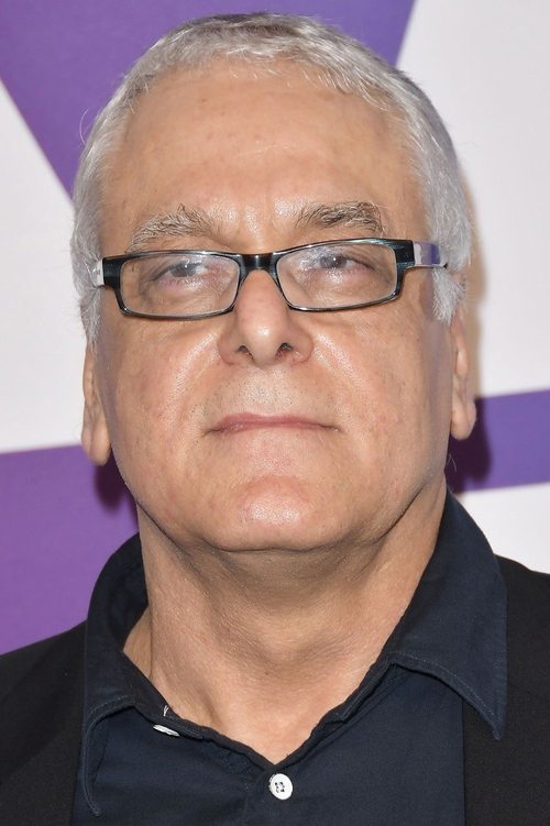 Yorgos Mavropsaridis as Mortuary officer