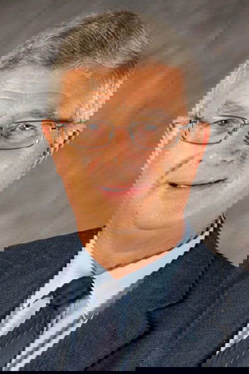 Andrew Snelling as Self