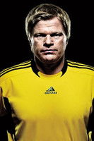 Oliver Kahn as Self