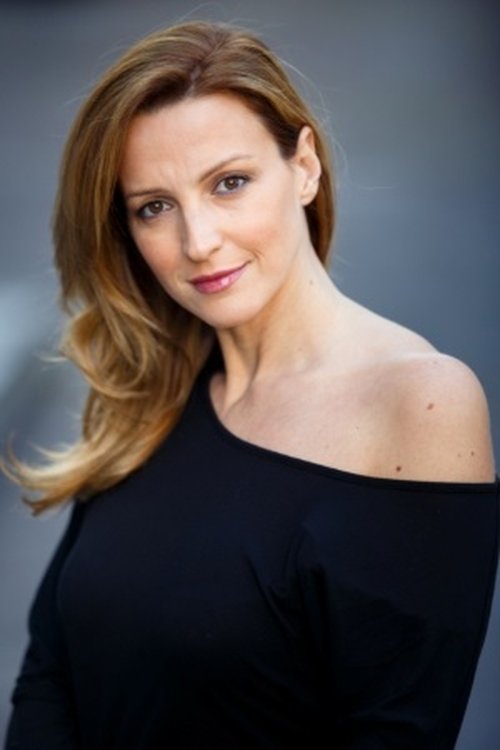 Clotilde Sabatino as Carla
