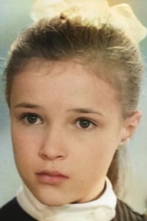 Ira Volkova as Nadya