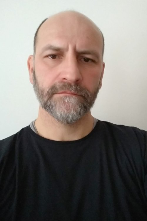 Zsolt Páll as Gábor