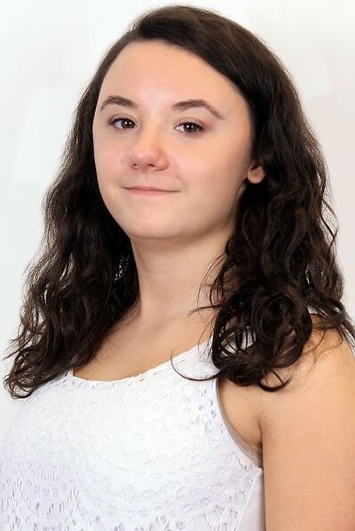 Lauréna Thellier as Estelle