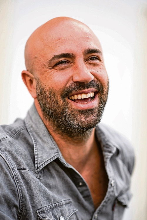 Frédéric Recrosio as 