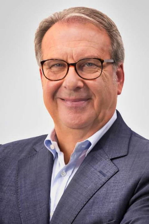 Josep Cuní as Self - Journalist