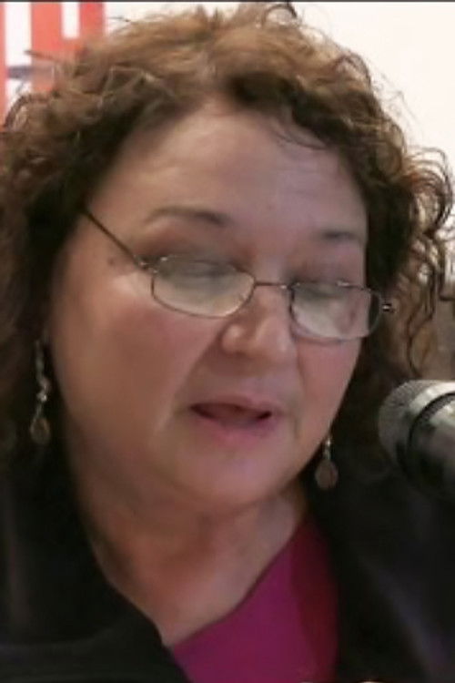 Pepi Economopoulou as Mitera Arsivarista