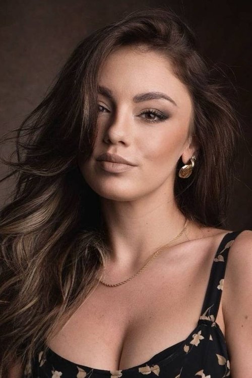 Flora Contrafatto as 