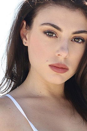 Lyssa Roberts as Heather Cain