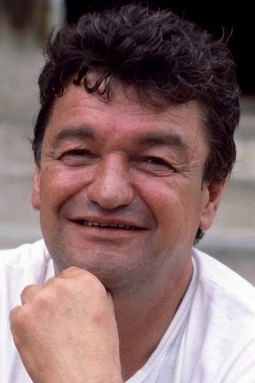 Guy Bontempelli as Troubadour