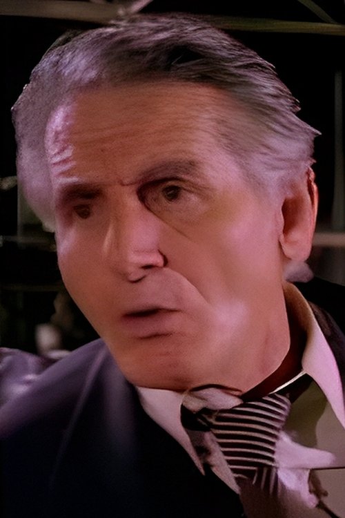 Giannis Heimonidis as Αρχηγός Στρατού