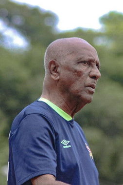 Rufus D'Souza as Self