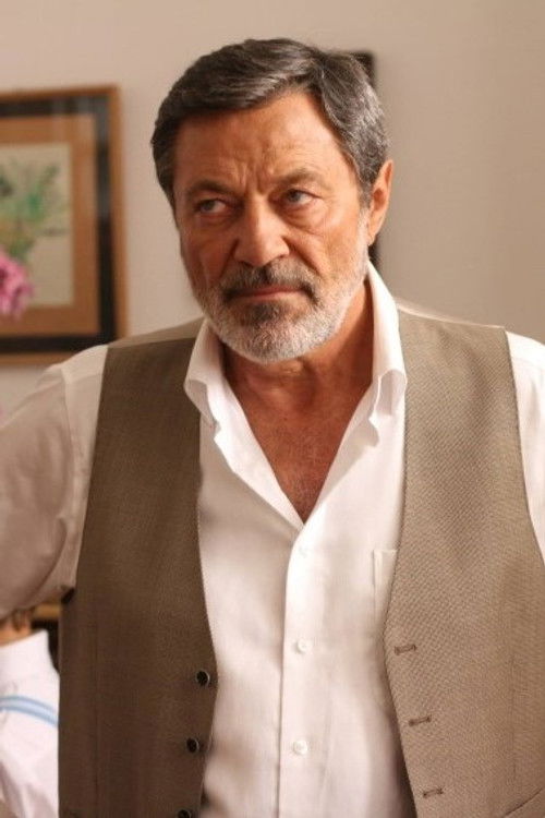 Aleksandr Khachatryan as 