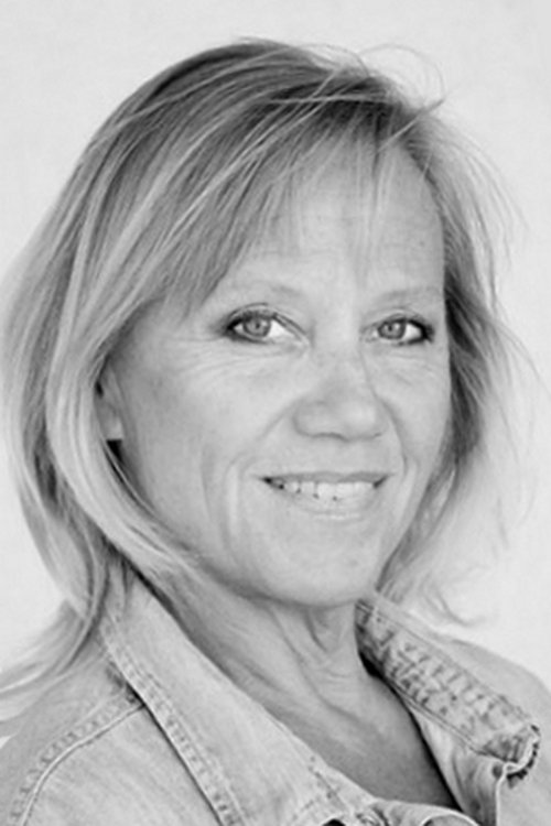 Elisabeth Sand as Mother