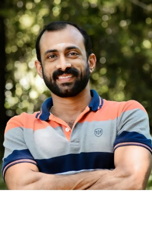 Shanmughadas as Dasettan