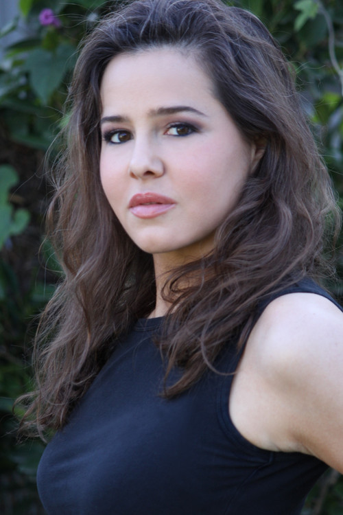 Marieh Delfino as Cecilia