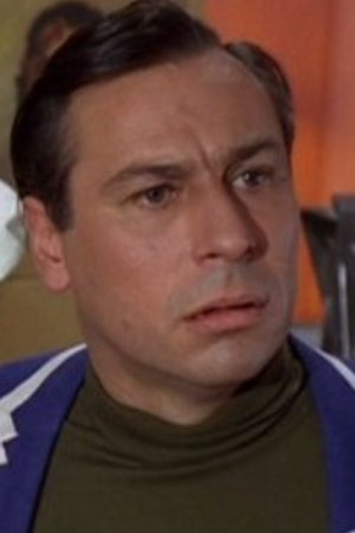 John Maxim as Inn Customer (uncredited)