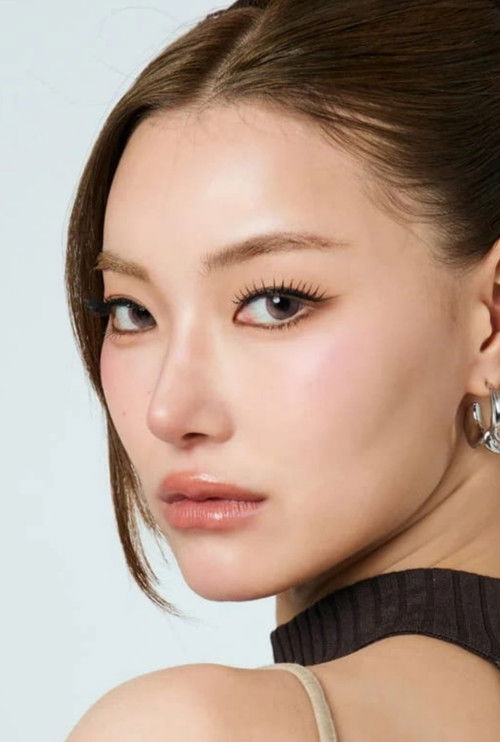 Prariyapit Yu as Rose