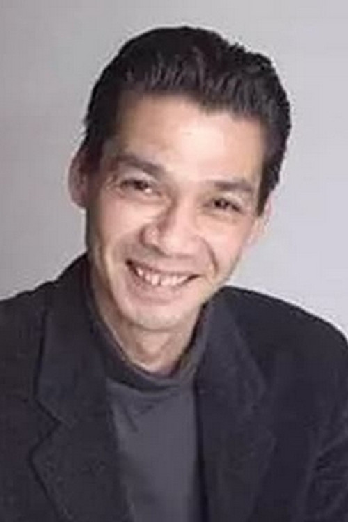 Seiji Kurasaki as 