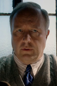 Brent Chapman as Steven Tinkerman