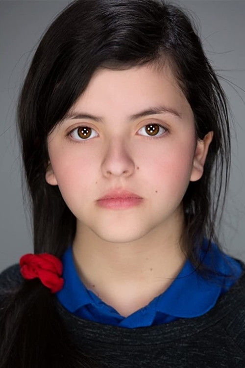 Sofia Chicorelli Serna as 