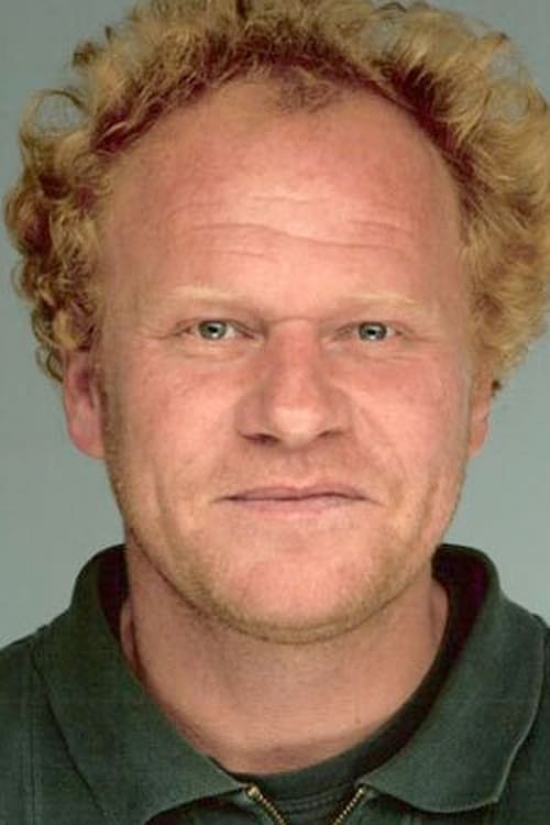 Franck Beckmann as Ordonnance