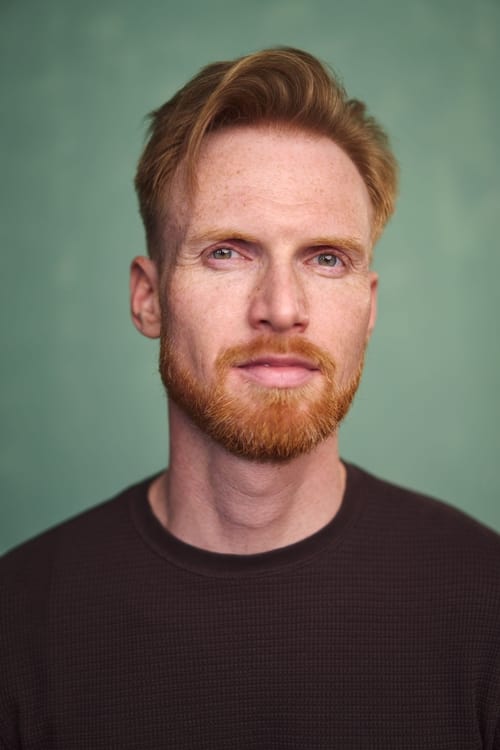 Martin Angerbauer as HJ Leo