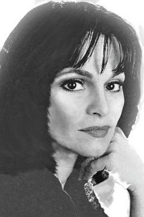 Bethanna as Shy Dove