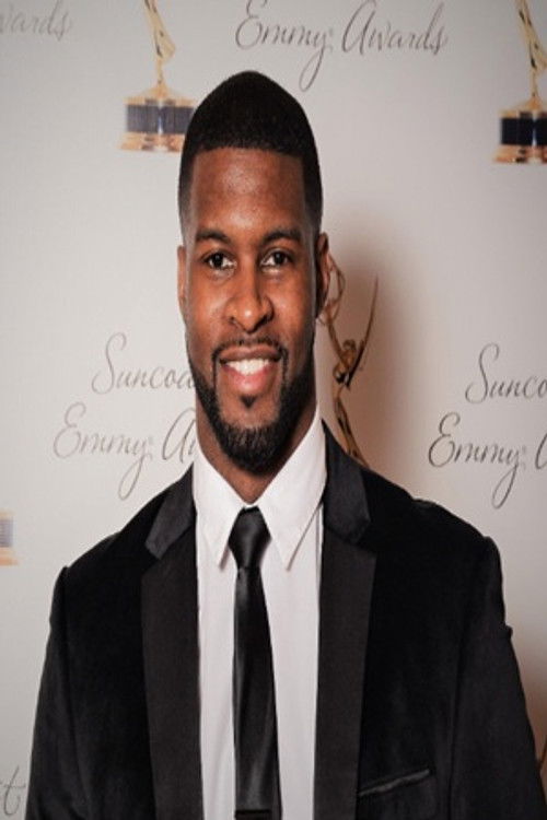 Branden Wellington as Andre