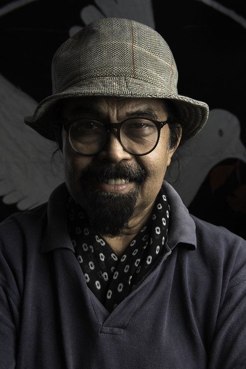 Hishamuddin Rais as Tok Bomoh