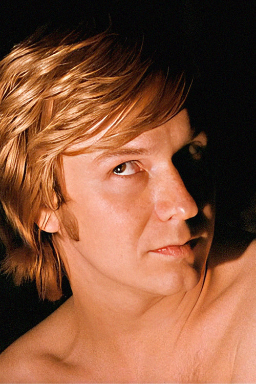 Tyde Kierney as Andy