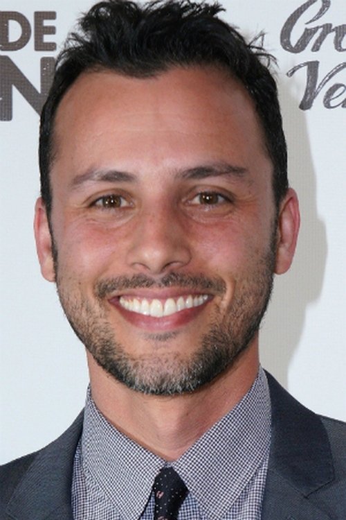 Evan Ferrante as Owen Fowler