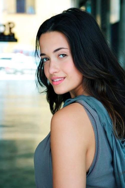 Chiara Primavesi as Evelyn Riley