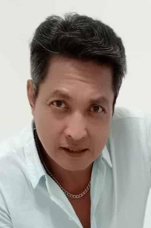 Vic Romano as Police (uncredited)