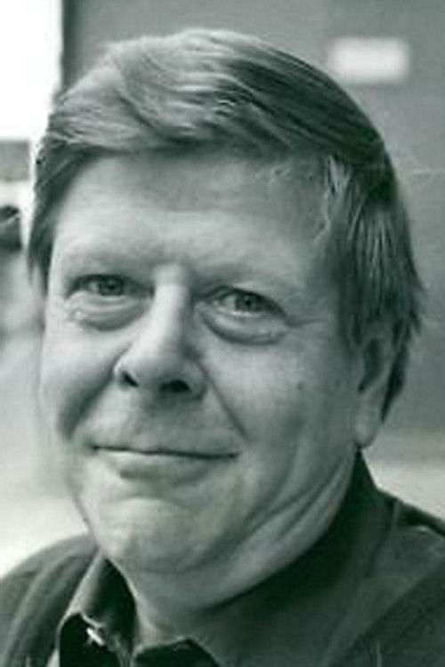 Nils Brandt as Physician