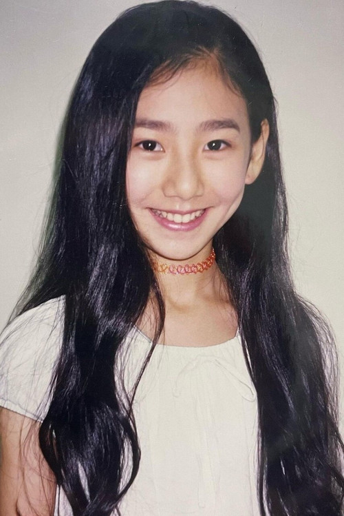 Gladys Fung Hiu-Si as 