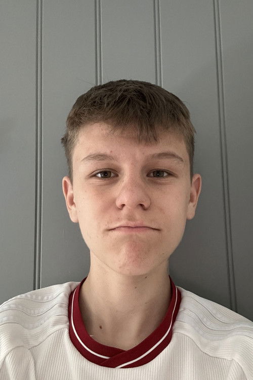 Oliver Jones as Detective