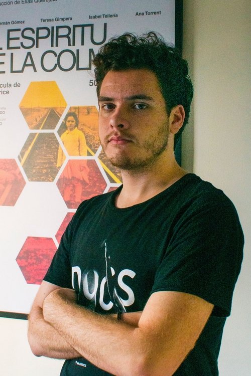 Guillermo Amengual as The boy