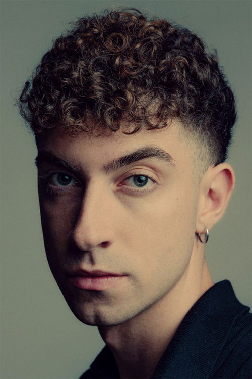 Luciano Ochello as Pol