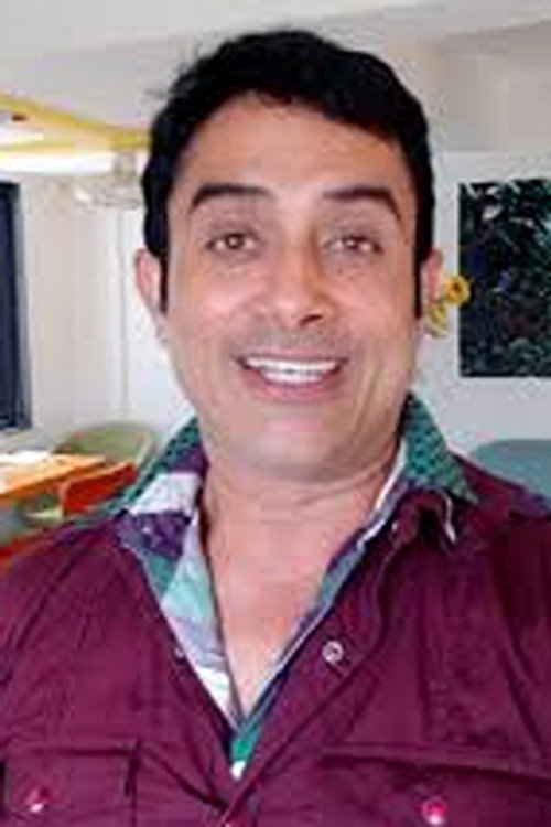 Rajeev Bharadwaj as Varun Gopal