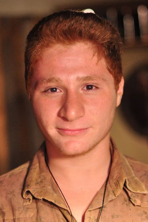 Renan Ribeiro as Batata