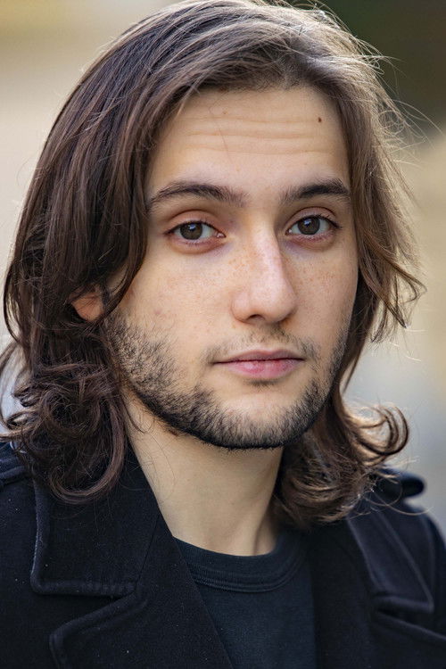 Marco Iacuzio as Mattia