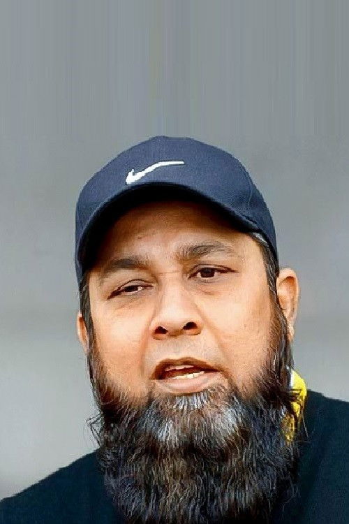 Inzamam-ul-Haq as Himself