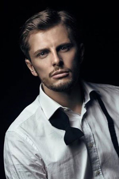 Oscar Renkel as MTA Hooligan