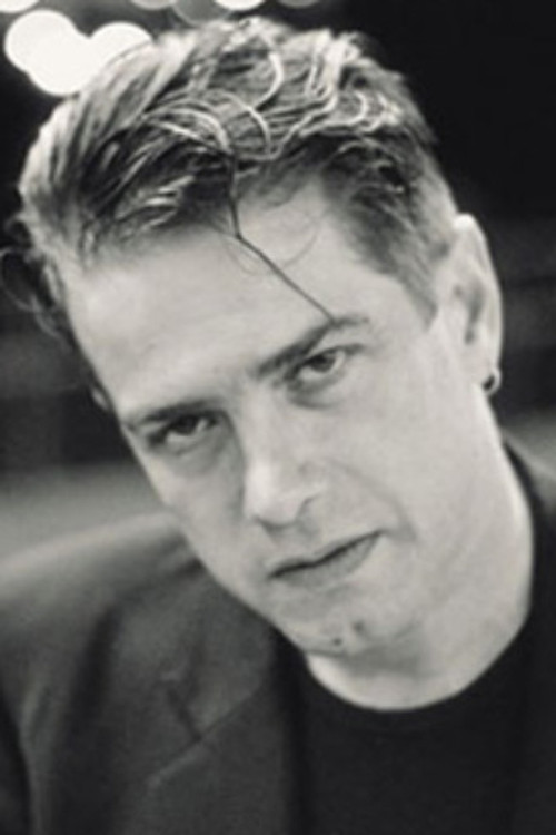 Santiago Auserón as Ángel