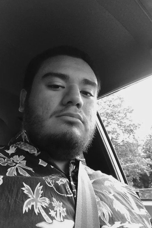 Ricardo Peña as Drunk