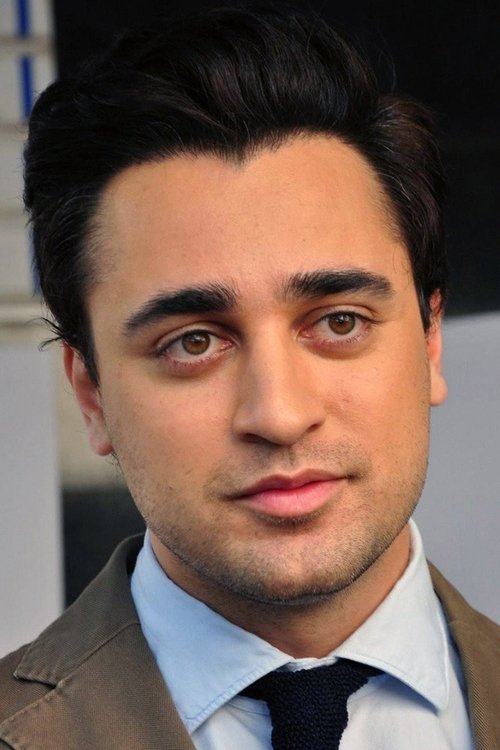 Imran Khan as Rahul Kapoor