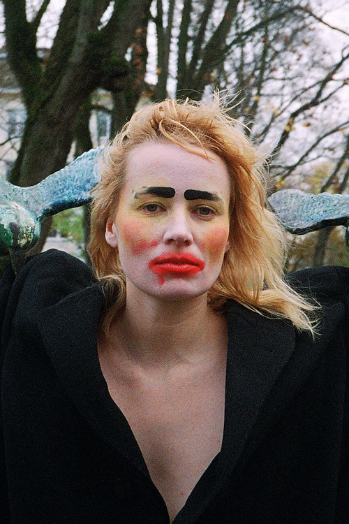 Kris Lemsalu as Donatella Privada / Father