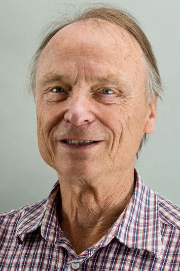 Randolf Menzel as Self