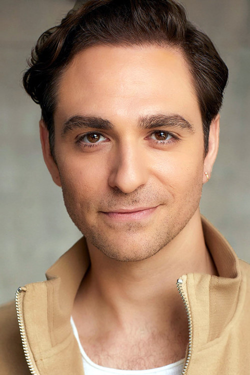 Leonardo Santaiti as Bartender