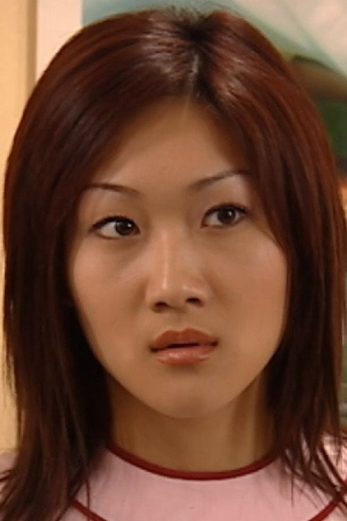 Tracy Wong as Maggie